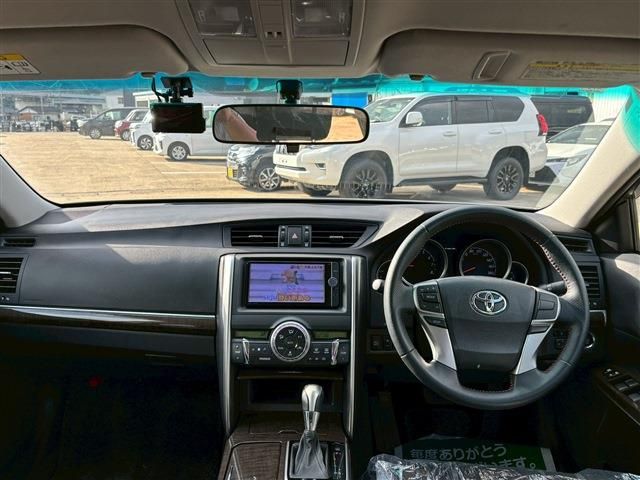 TOYOTA MARK X 2014 Image 31