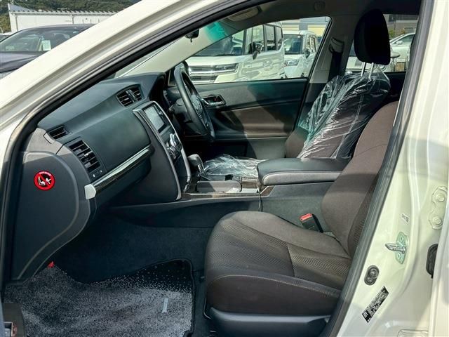 TOYOTA MARK X 2014 Image 31