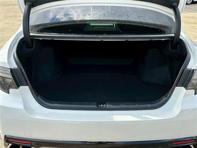 TOYOTA MARK X 2014 Image 31