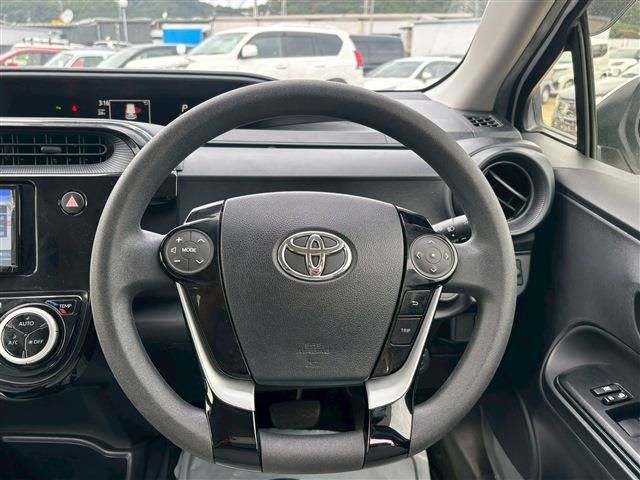 TOYOTA AQUA 2020 Image 31