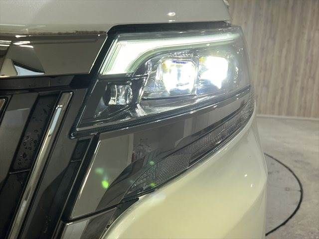 TOYOTA ESQUIRE HYBRID 2019 Image 31