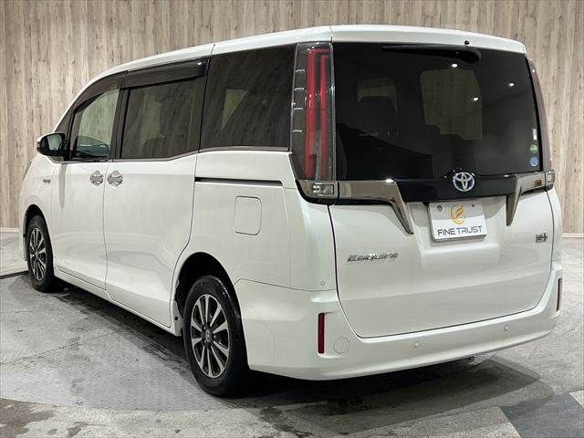 TOYOTA ESQUIRE HYBRID 2019 Image 31