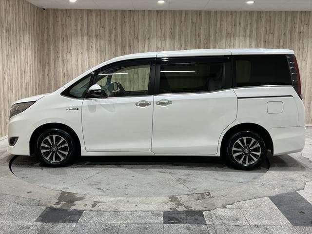 TOYOTA ESQUIRE HYBRID 2019 Image 31