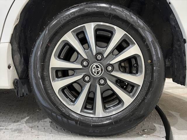 TOYOTA ESQUIRE HYBRID 2019 Image 31