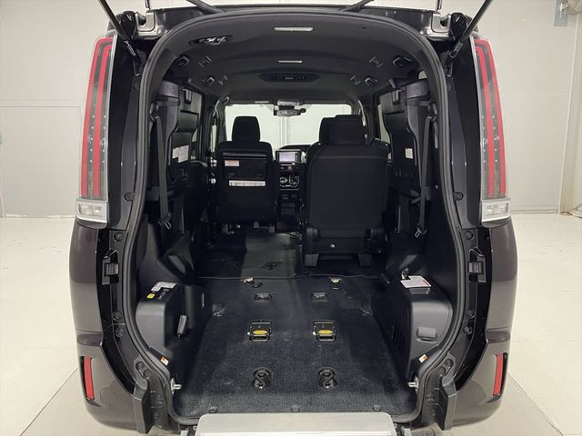 TOYOTA ESQUIRE 2019 Image 31