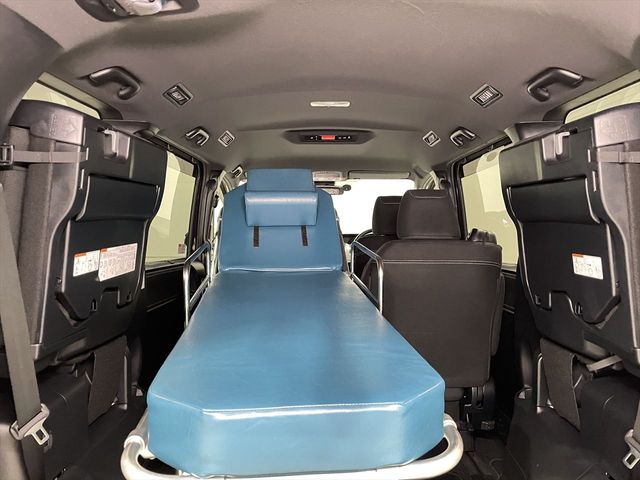 TOYOTA ESQUIRE 2019 Image 31