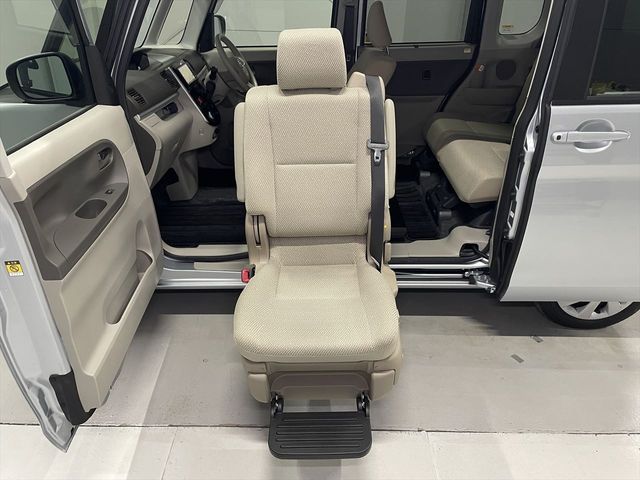 DAIHATSU TANTO 4WD 2019 Image 31