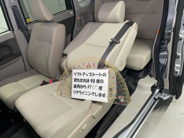 DAIHATSU TANTO 4WD 2019 Image 31