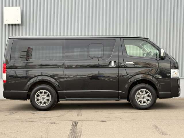 TOYOTA HIACE VAN 4WD 2024 Image 31