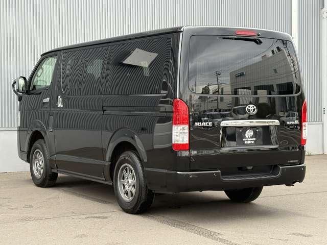 TOYOTA HIACE VAN 4WD 2024 Image 31
