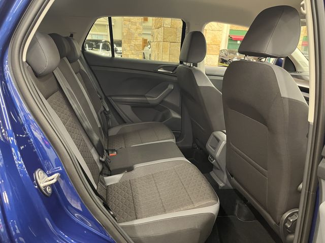 VOLKSWAGEN T-CROSS 2021 Image 31