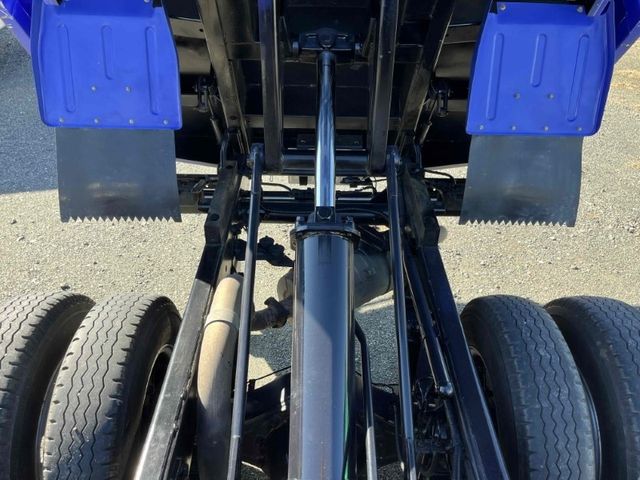 ISUZU ELF 2019 Image 31