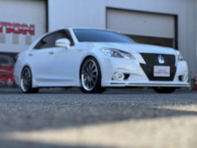 TOYOTA CROWN SEDAN HYBRID 2015 Image 31