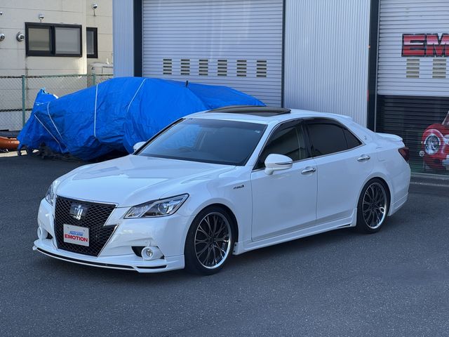 TOYOTA CROWN SEDAN HYBRID 2015 Image 31