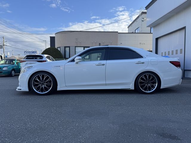 TOYOTA CROWN SEDAN HYBRID 2015 Image 31