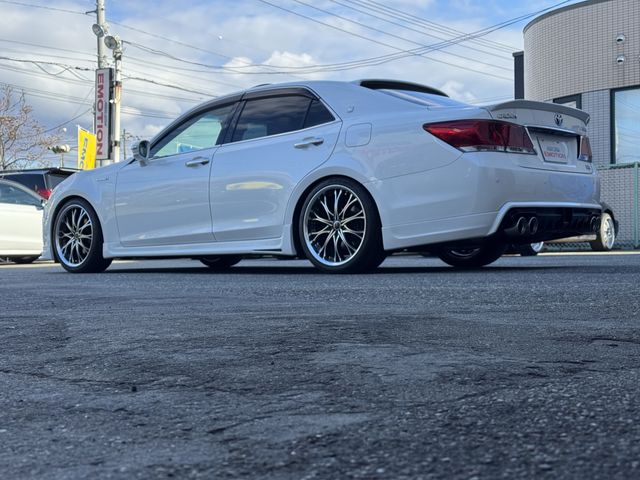 TOYOTA CROWN SEDAN HYBRID 2015 Image 31