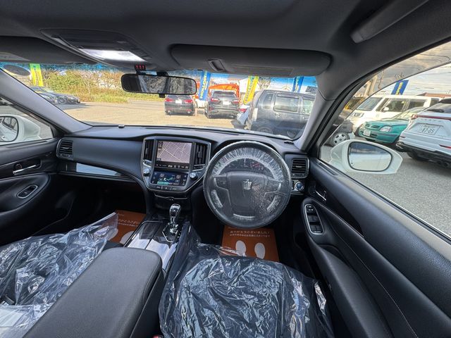 TOYOTA CROWN SEDAN HYBRID 2015 Image 31