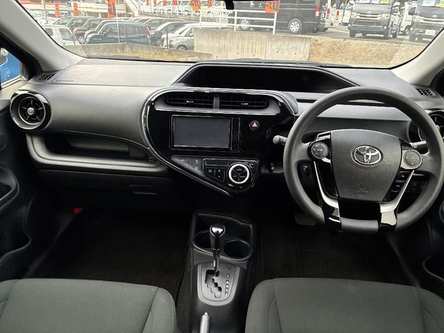 TOYOTA AQUA 2019 Image 31