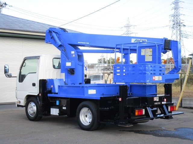 ISUZU ELF 2017 Image 31