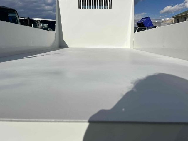 ISUZU ELF 2012 Image 31