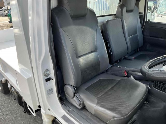 ISUZU ELF 2012 Image 31