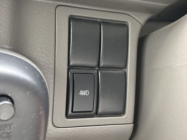 NISSAN NV100 CLIPPER 4WD 2021 Image 31