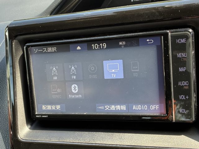 TOYOTA ESQUIRE HYBRID 2019 Image 31
