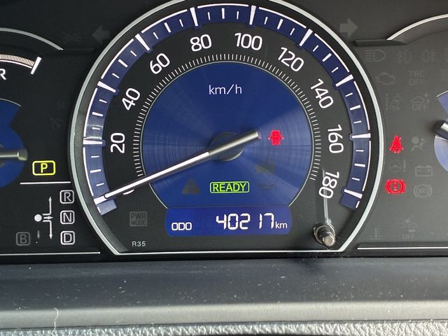 TOYOTA ESQUIRE HYBRID 2019 Image 31