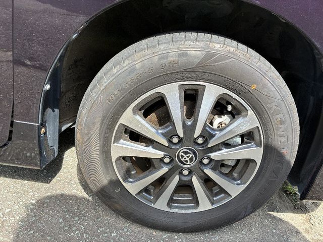 TOYOTA ESQUIRE HYBRID 2019 Image 31