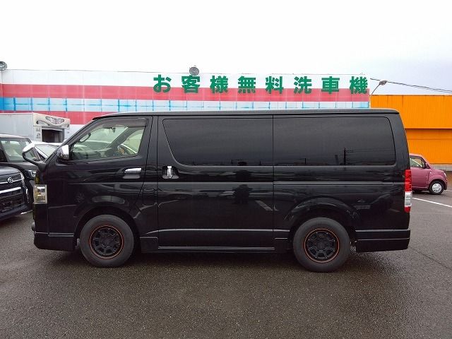 TOYOTA HIACE VAN 2WD 2019 Image 31