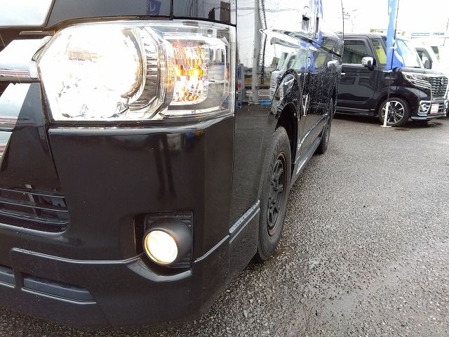 TOYOTA HIACE VAN 2WD 2019 Image 31