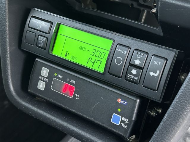 MITSUBISHI MINICAB TRUCK 2015 Image 31