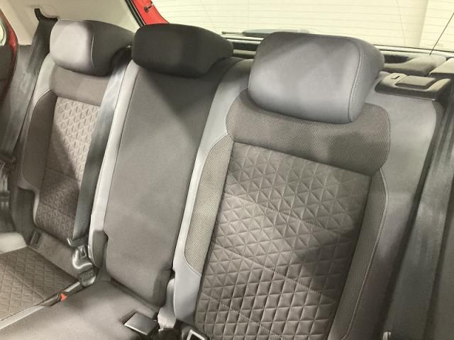 VOLKSWAGEN T-CROSS 2021 Image 31