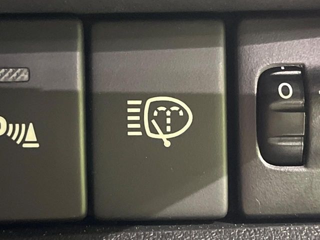 SUZUKI JIMNY NOMADE 2025 Image 31