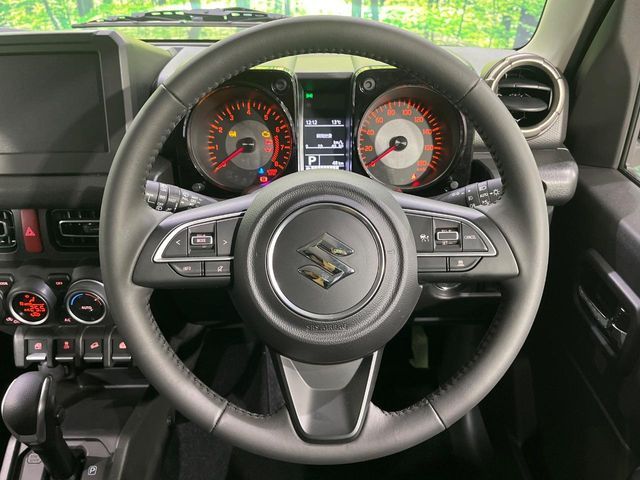 SUZUKI JIMNY NOMADE 2025 Image 31