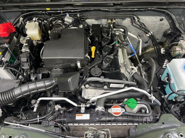 SUZUKI JIMNY NOMADE 2025 Image 31