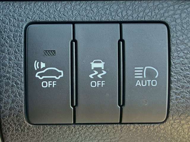 TOYOTA HARRIER HYBRID 2017 Image 31