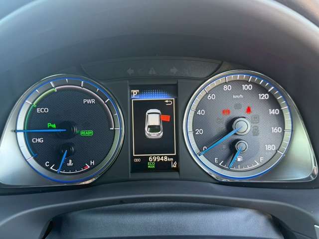 TOYOTA HARRIER HYBRID 2017 Image 31