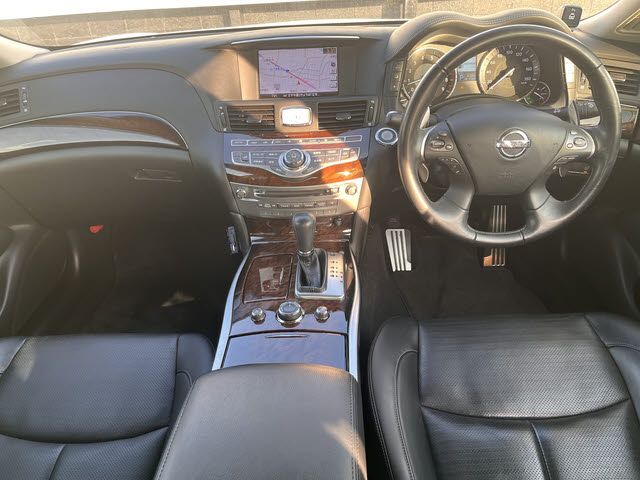 NISSAN FUGA 2010 Image 31