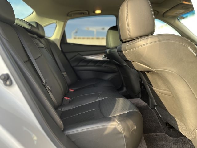 NISSAN FUGA 2010 Image 31