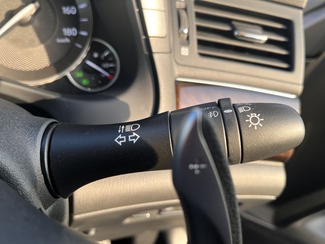 NISSAN FUGA 2010 Image 31