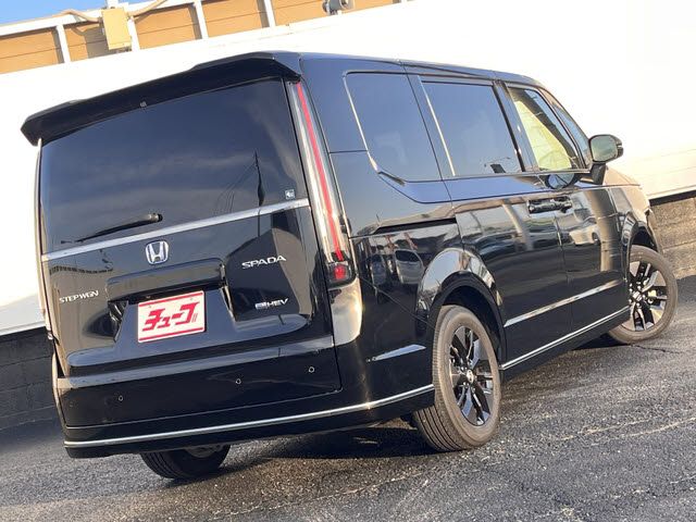 HONDA STEPWAGON E:HEV SPAD 2023 Image 31