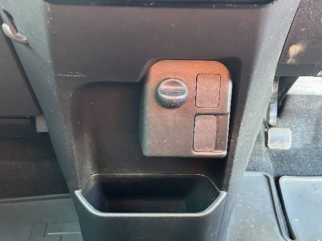 DAIHATSU WAKE 2016 Image 31