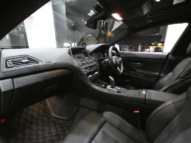 BMW 6SERIES GRAN COU 2015 Image 31