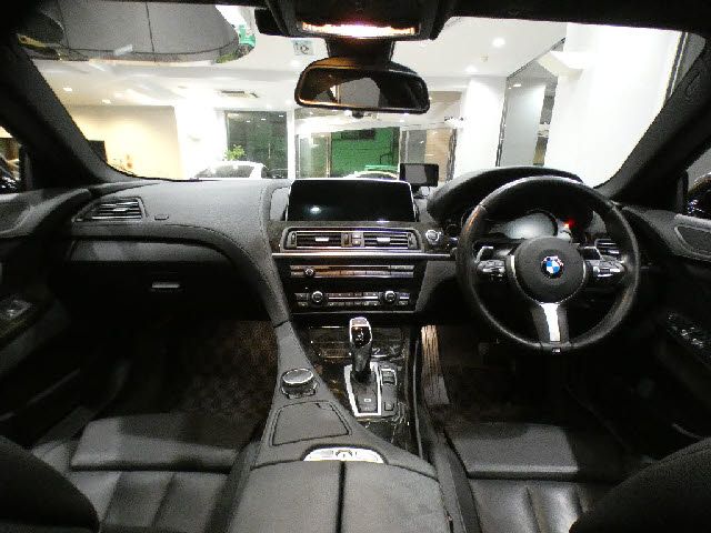BMW 6SERIES GRAN COU 2015 Image 31