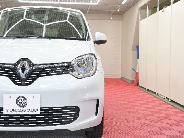 RENAULT TWINGO 2021 Image 31