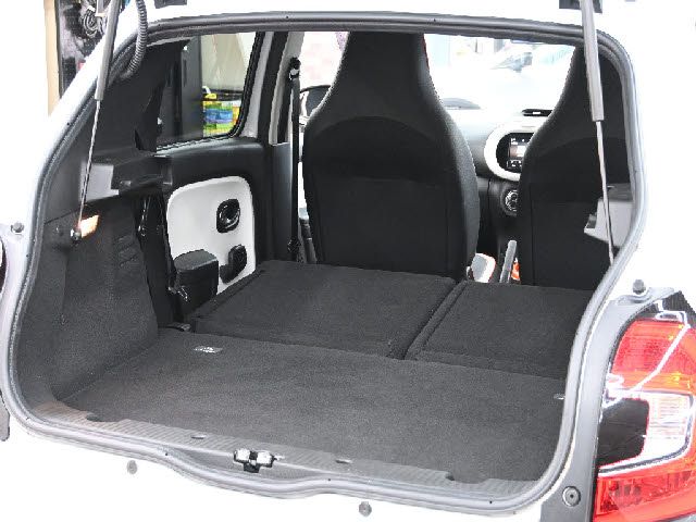 RENAULT TWINGO 2021 Image 31