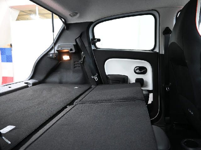 RENAULT TWINGO 2021 Image 31