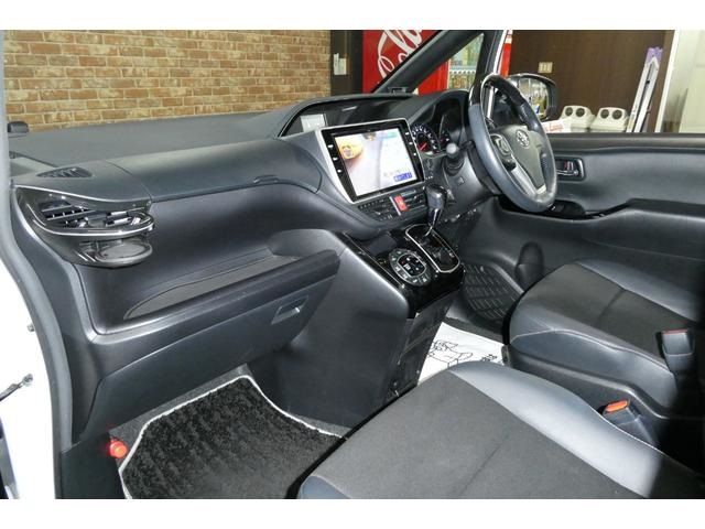 TOYOTA NOAH 4WD 2021 Image 31