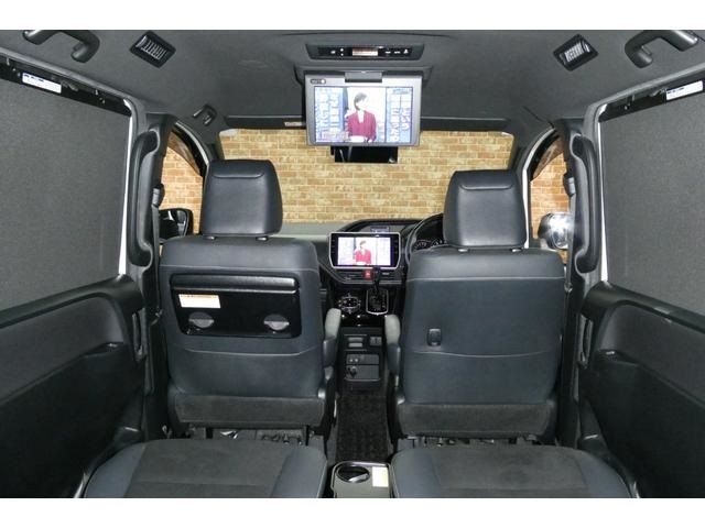 TOYOTA NOAH 4WD 2021 Image 31